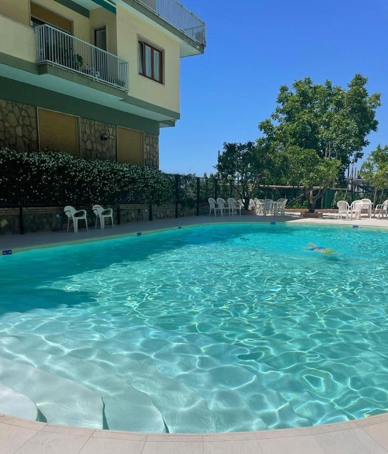 Appartamento Emy House Sorrento Esterno foto